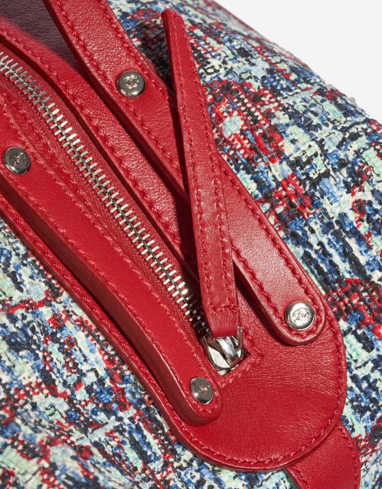 Pre-owned Chanel bag Duffle Bag Tweed Mixed Closing System | Sell your designer bag on Saclab.com