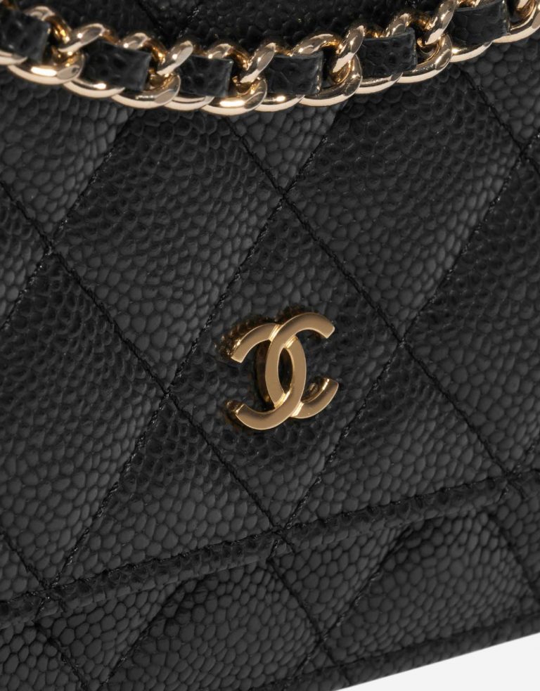Pre-owned Chanel bag Timeless WOC Caviar Black Black Closing System | Sell your designer bag on Saclab.com