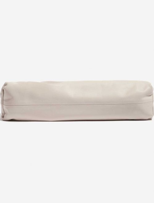 Pre-owned Bottega Veneta bag Pouch Calf Plaster Bottom | Sell your designer bag on Saclab.com