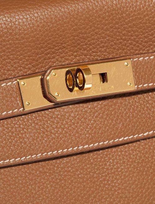 Pre-owned Hermès bag Kelly 32 Togo Gold Brown Closing System | Sell your designer bag on Saclab.com