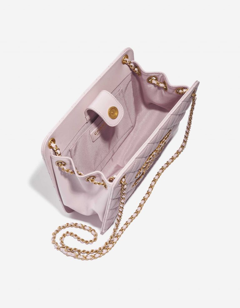 Pre-owned Chanel bag 19 Camera Bag Calf Lavender Pink Inside | Sell your designer bag on Saclab.com