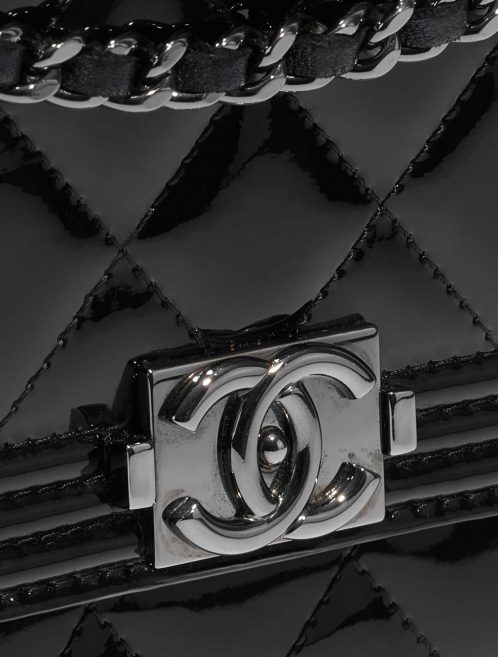 Pre-owned Chanel bag Boy WOC Patent Leather Black Black Closing System | Sell your designer bag on Saclab.com