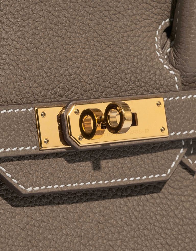 Pre-owned Hermès bag Birkin 30 Togo Etoupe Brown Closing System | Sell your designer bag on Saclab.com