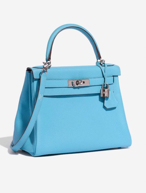 Pre-owned Hermès bag Kelly HSS 28 Togo Blue du Nord / Gris Perle Blue Side Front | Sell your designer bag on Saclab.com