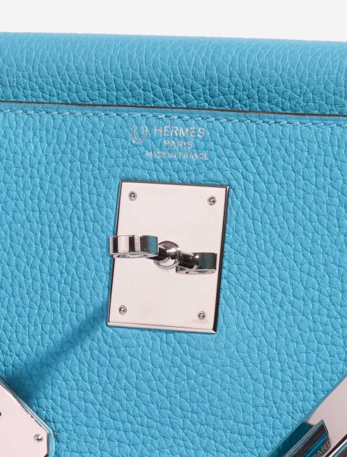 Pre-owned Hermès bag Kelly HSS 28 Togo Blue du Nord / Gris Perle Blue Logo | Sell your designer bag on Saclab.com