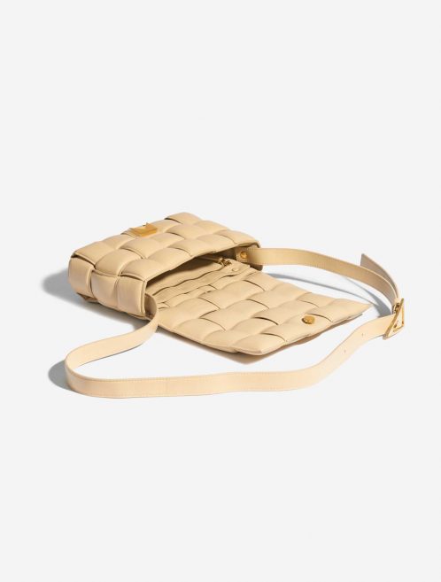 Pre-owned Bottega Veneta bag Cassette Calf Porridge Beige Inside | Sell your designer bag on Saclab.com