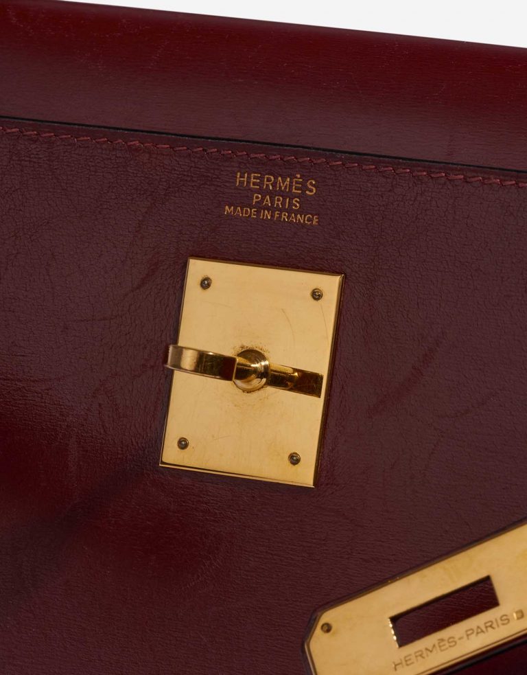 Pre-owned Hermès bag Vintage Kelly 32 Box Rouge H Red Logo | Sell your designer bag on Saclab.com