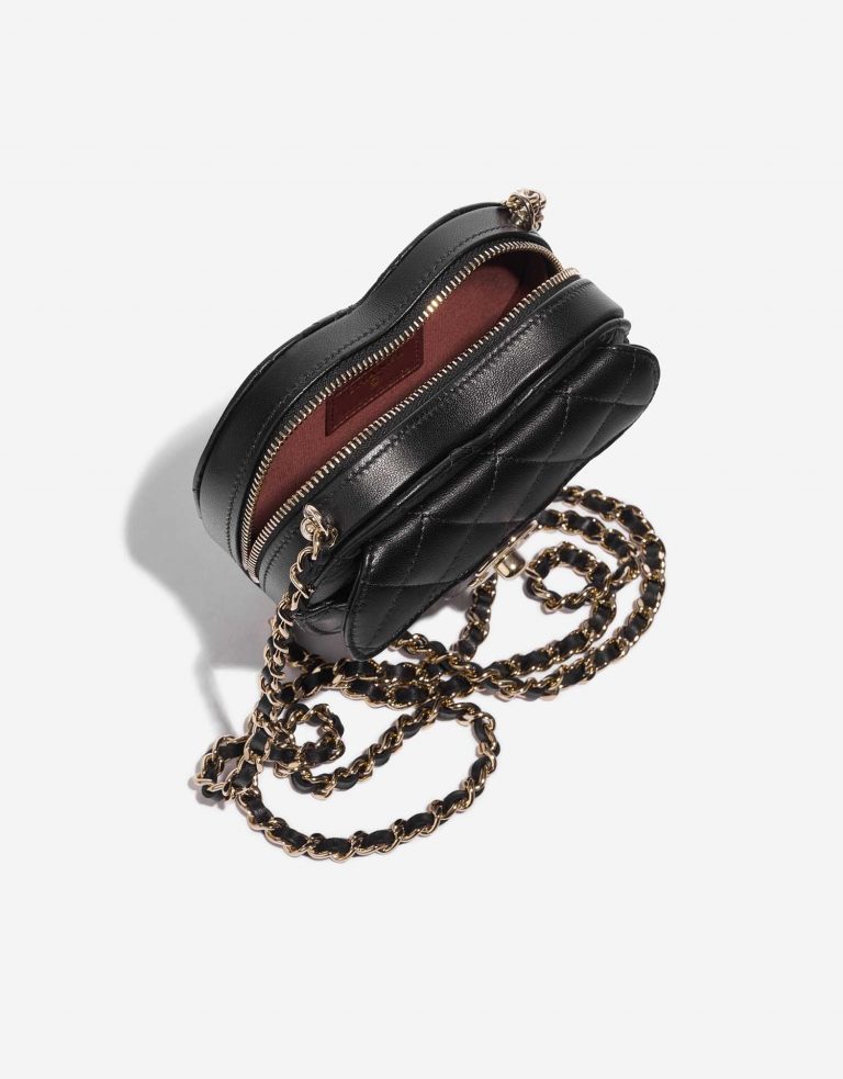 Pre-owned Chanel bag Timeless Heart Small Lambskin Black Black Inside | Sell your designer bag on Saclab.com