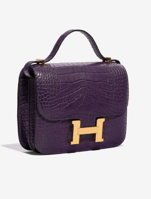 Pre-owned Hermès bag Constance 18 Matte Alligator Amethyst Violet Side Front | Sell your designer bag on Saclab.com