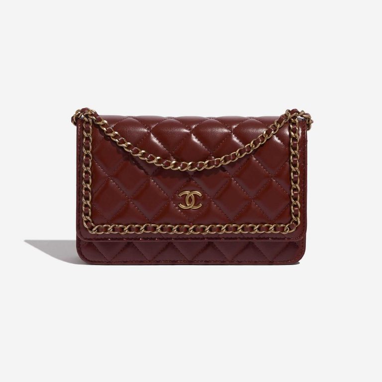 Pre-owned Chanel bag Timeless WOC Lamb Red Red Front | Sell your designer bag on Saclab.com