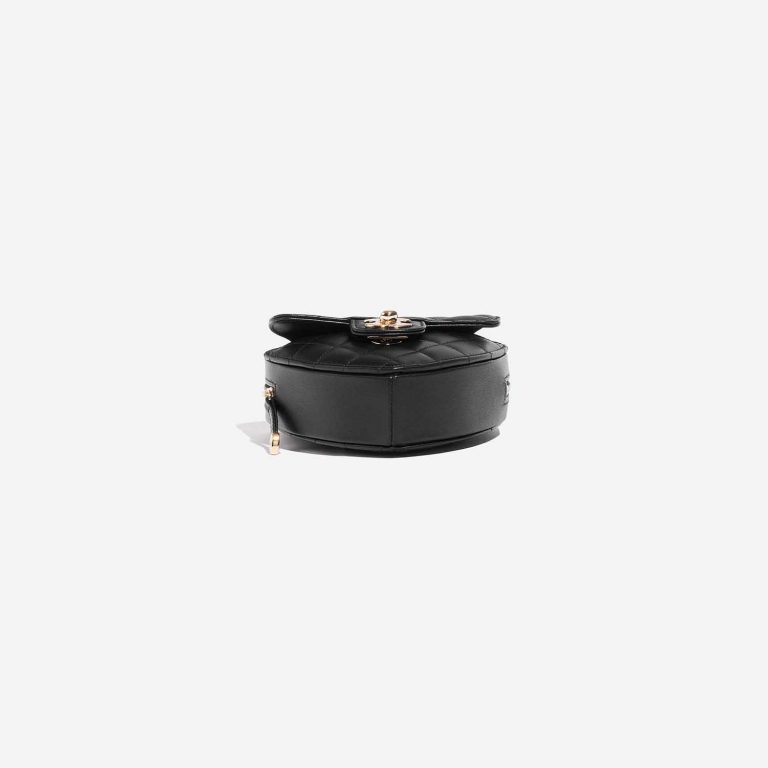 Pre-owned Chanel bag Timeless Heart Small Lamb Black Black Bottom | Sell your designer bag on Saclab.com