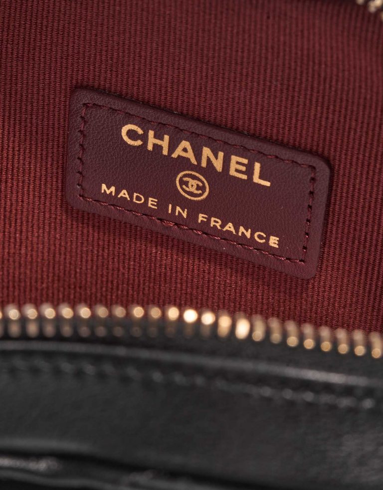 Pre-owned Chanel bag Timeless Heart Small Lamb Black Black Logo | Sell your designer bag on Saclab.com