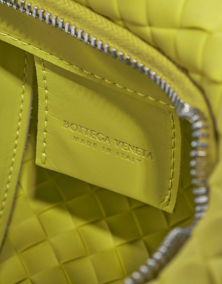 Pre-owned Bottega Veneta bag Padded Jodie Mini Rubber Vert Kiwi Green Logo | Sell your designer bag on Saclab.com
