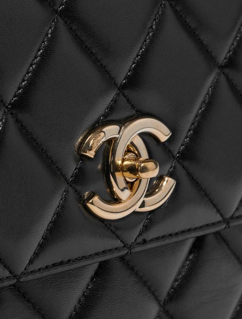 Pre-owned Chanel bag Timeless Handle Large Lamb Black Black Closing System | Sell your designer bag on Saclab.com