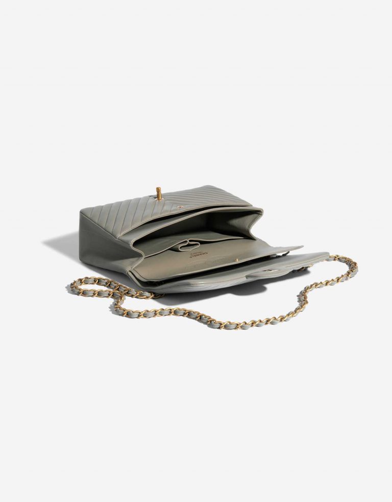 Pre-owned Chanel bag Timeless Jumbo Lamb Grey Grey Inside | Sell your designer bag on Saclab.com