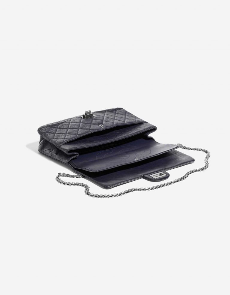 Pre-owned Chanel bag 2.55 Reissue 227 Aged Calfskin Dark Blue Blue Inside | Sell your designer bag on Saclab.com