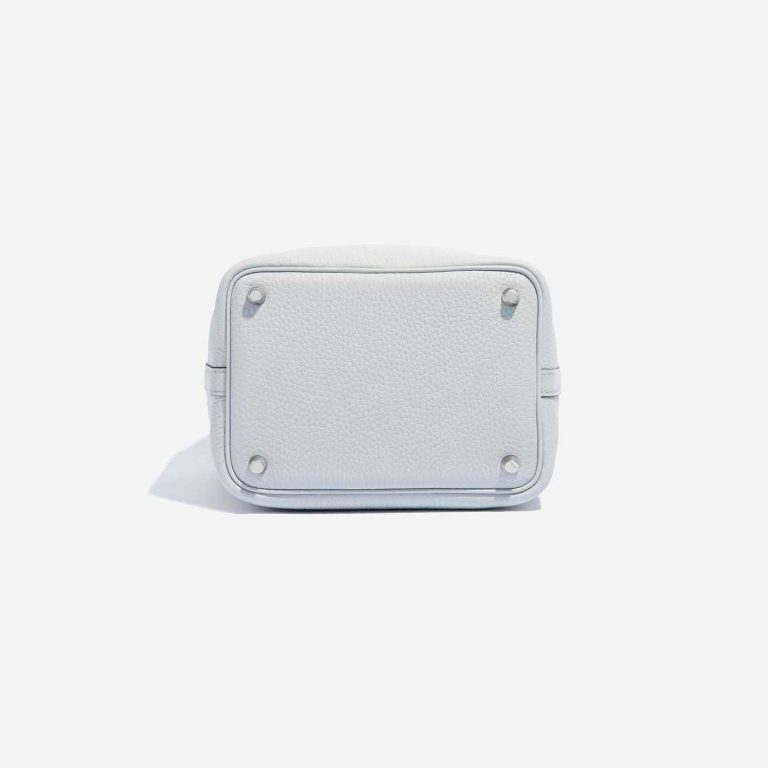 Pre-owned Hermès bag Picotin 18 Clemence Blue Pale Blue Bottom | Sell your designer bag on Saclab.com