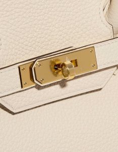 Pre-owned Hermès bag Birkin 30 Taurillon Clemence Nata Beige Closing System | Sell your designer bag on Saclab.com