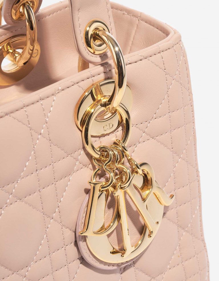 Pre-owned Dior bag Lady Medium Calf Light Pink Rose Closing System | Sell your designer bag on Saclab.com