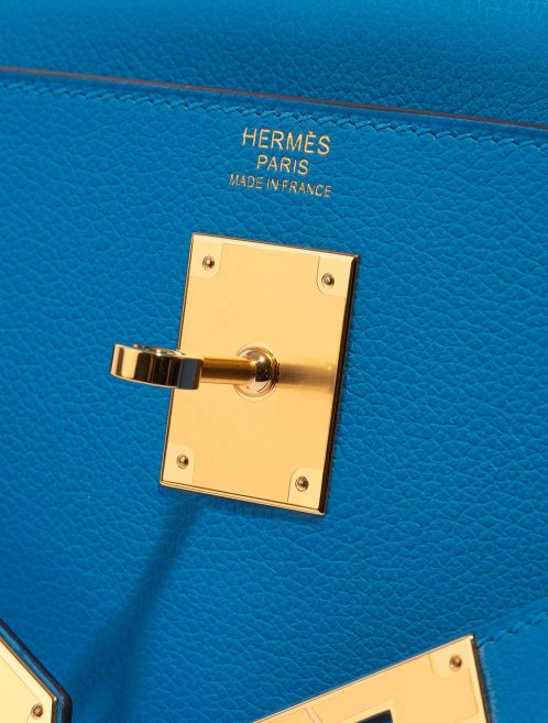 Pre-owned Hermès bag Kelly 32 Evercolour Blue Frida Blue Logo | Sell your designer bag on Saclab.com
