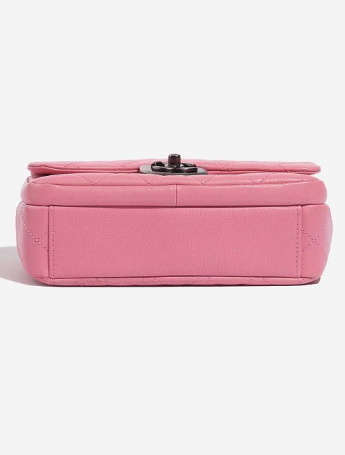 Pre-owned Chanel bag Timeless Medium Lamb Pink Pink Bottom | Sell your designer bag on Saclab.com