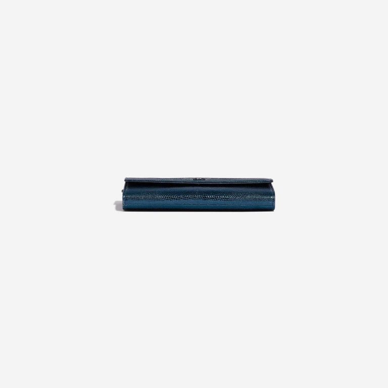 Pre-owned Chanel bag WOC Lizard Blue Blue Bottom | Sell your designer bag on Saclab.com