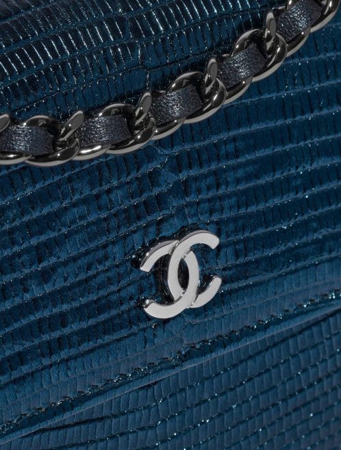 Pre-owned Chanel bag WOC Lizard Blue Blue Closing System | Sell your designer bag on Saclab.com