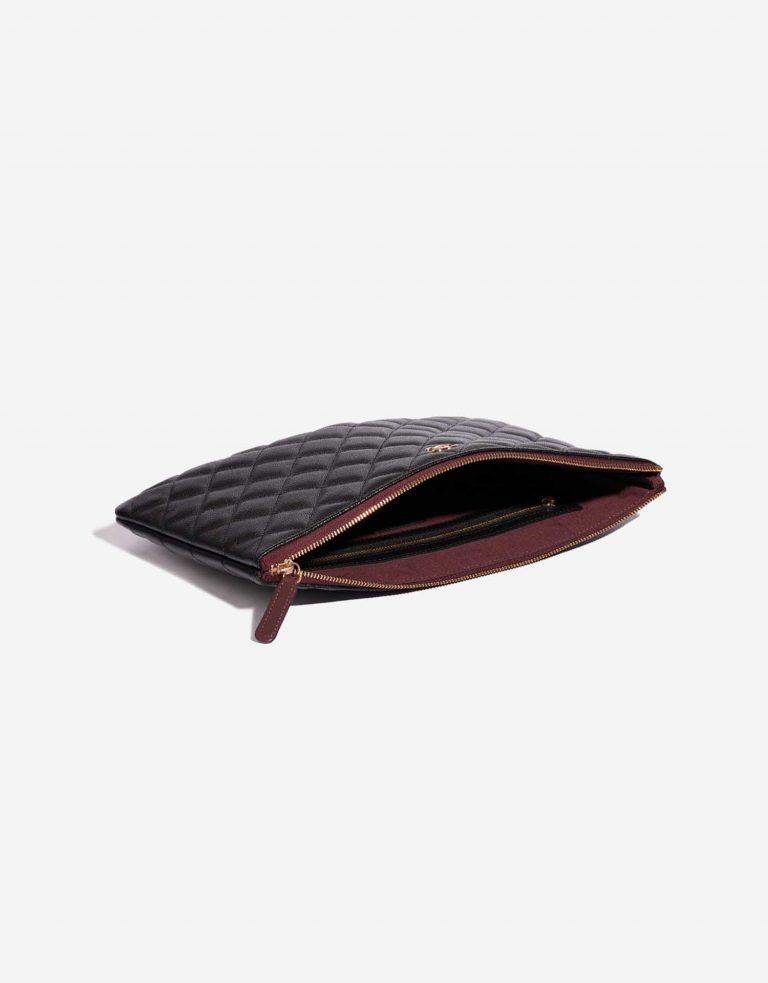 Pre-owned Chanel bag Timeless Clutch Caviar Black Black Inside | Sell your designer bag on Saclab.com