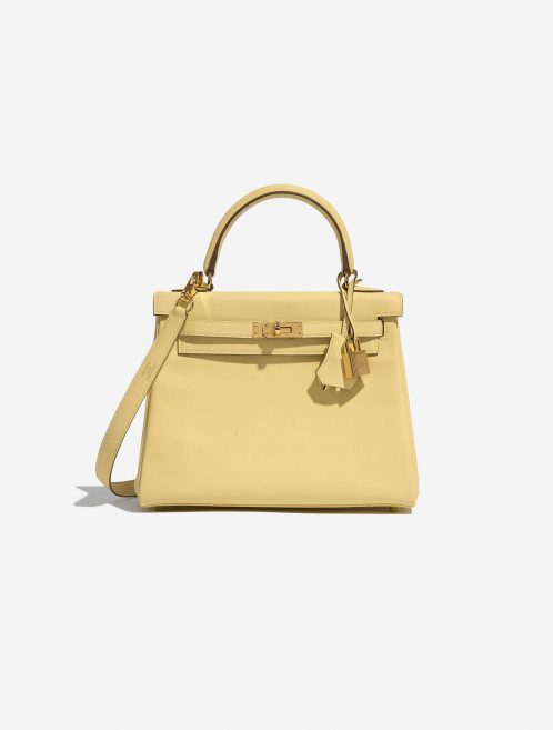 Pre-owned Hermès bag Kelly 25 Swift Jaune Poussin Yellow Front | Sell your designer bag on Saclab.com
