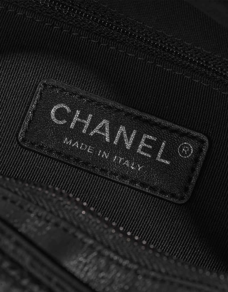 Pre-owned Chanel bag Gabrielle Large Calf Black Black Logo | Sell your designer bag on Saclab.com