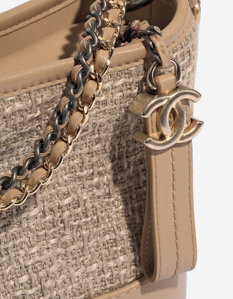 Pre-owned Chanel bag Gabrielle Small Tweed / Calf Beige Beige Closing System | Sell your designer bag on Saclab.com