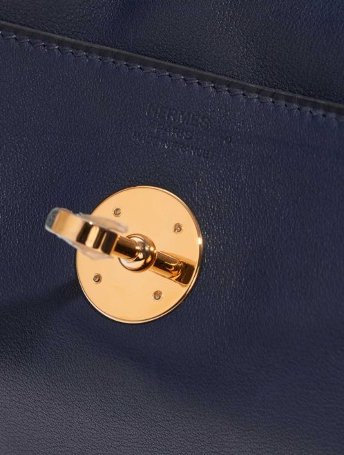 Pre-owned Hermès bag Lindy Touch 26 Veau Volupto / Crocodile Niloticus Blue Nuit / Blue Marine Blue Logo | Sell your designer bag on Saclab.com