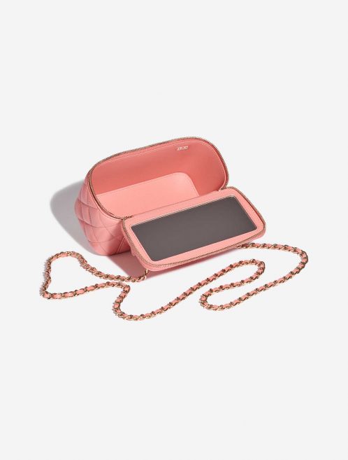 Pre-owned Chanel bag Vanity Small Coral Inside | Sell your designer bag on Saclab.com
