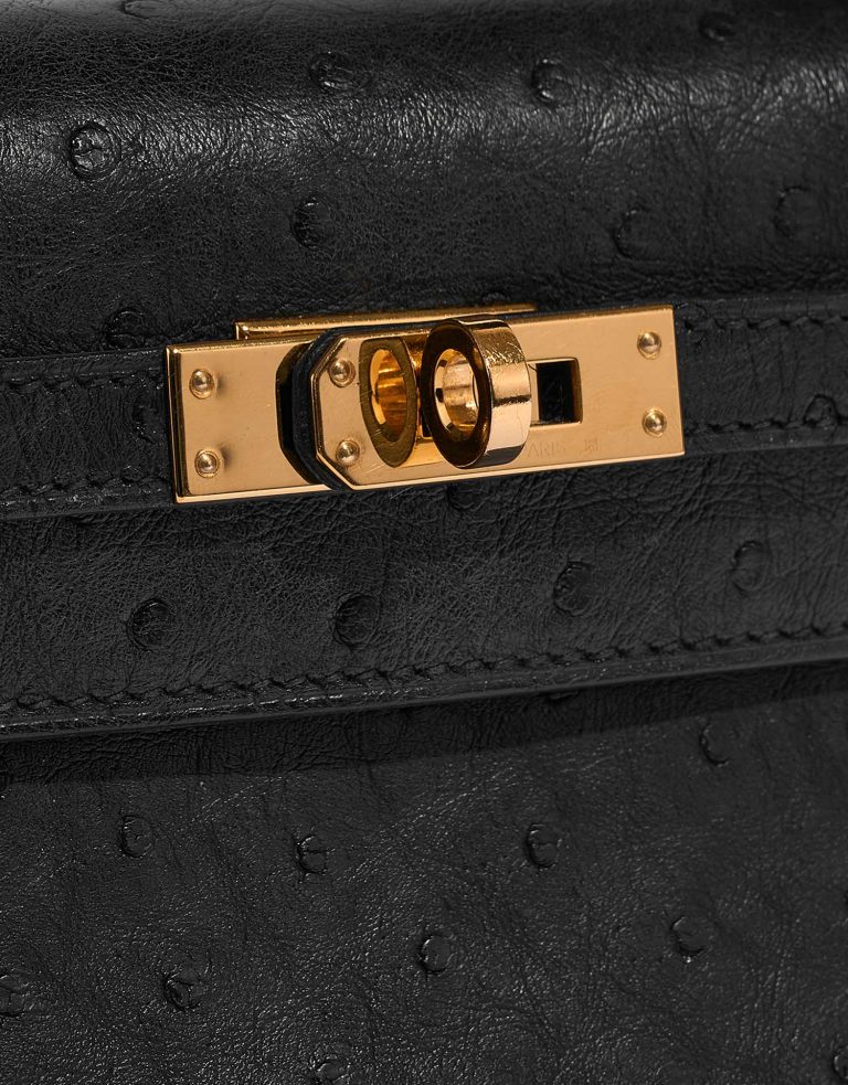 Pre-owned Hermès bag Kelly Pochette Black Closing System | Sell your designer bag on Saclab.com