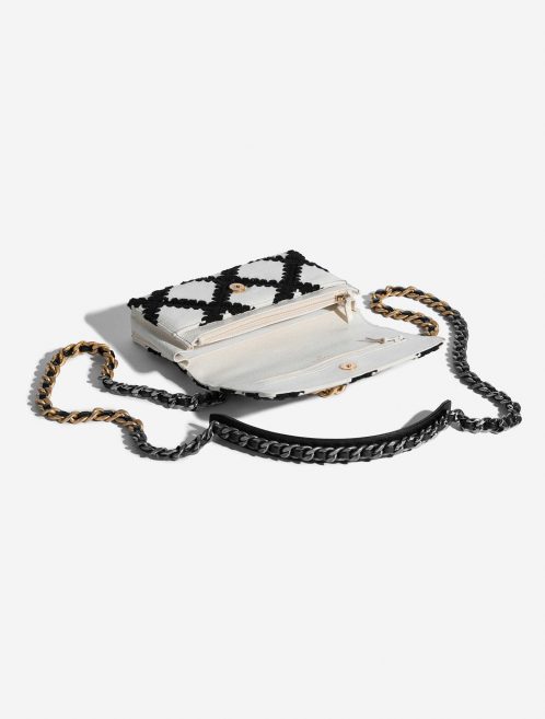 Chanel 19 WOC WhiteBlack Inside  | Sell your designer bag on Saclab.com