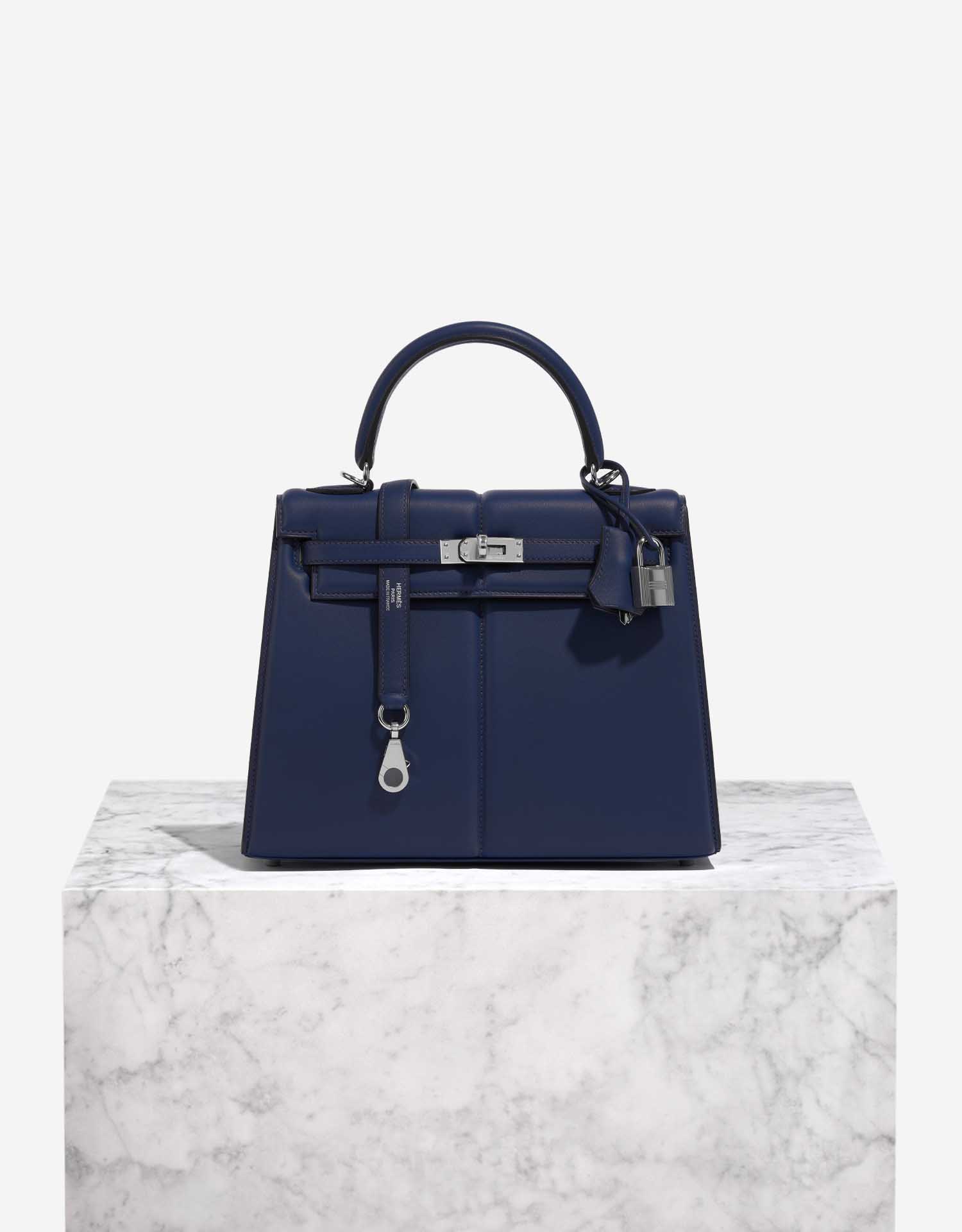 Hermès Kelly Padded 25 Swift Blue Saphir | SACLÀB