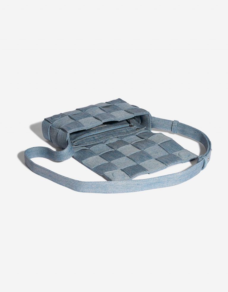 Bottega Cassette OneSize IndigoWashed Inside  | Sell your designer bag on Saclab.com