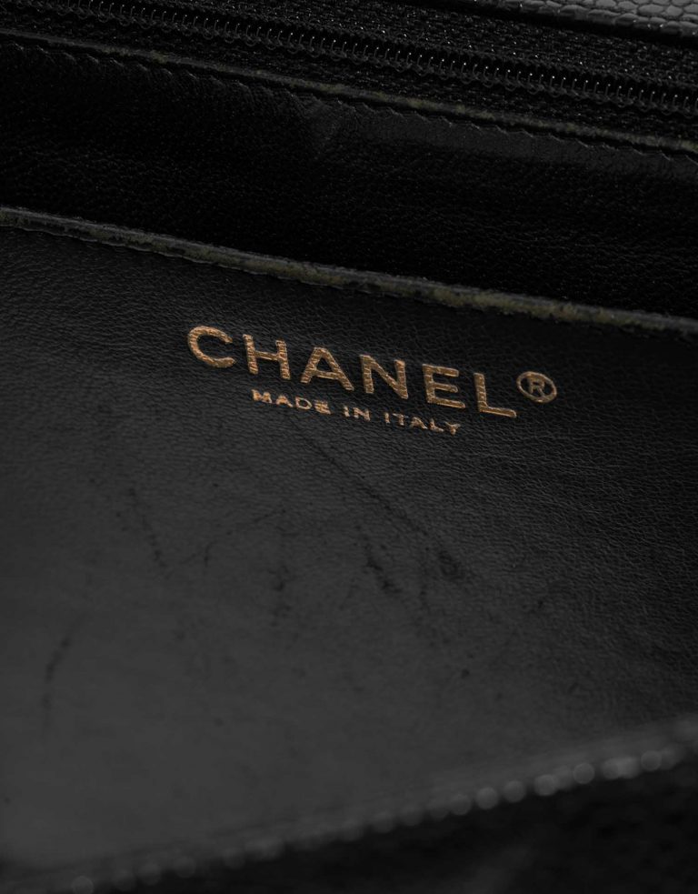 Chanel Timeless Maxi Black Logo  | Sell your designer bag on Saclab.com