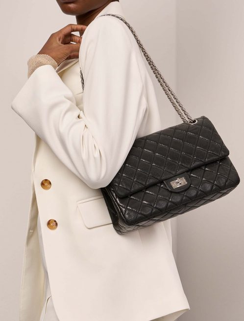 Chanel 255 226 Black Front  | Sell your designer bag on Saclab.com