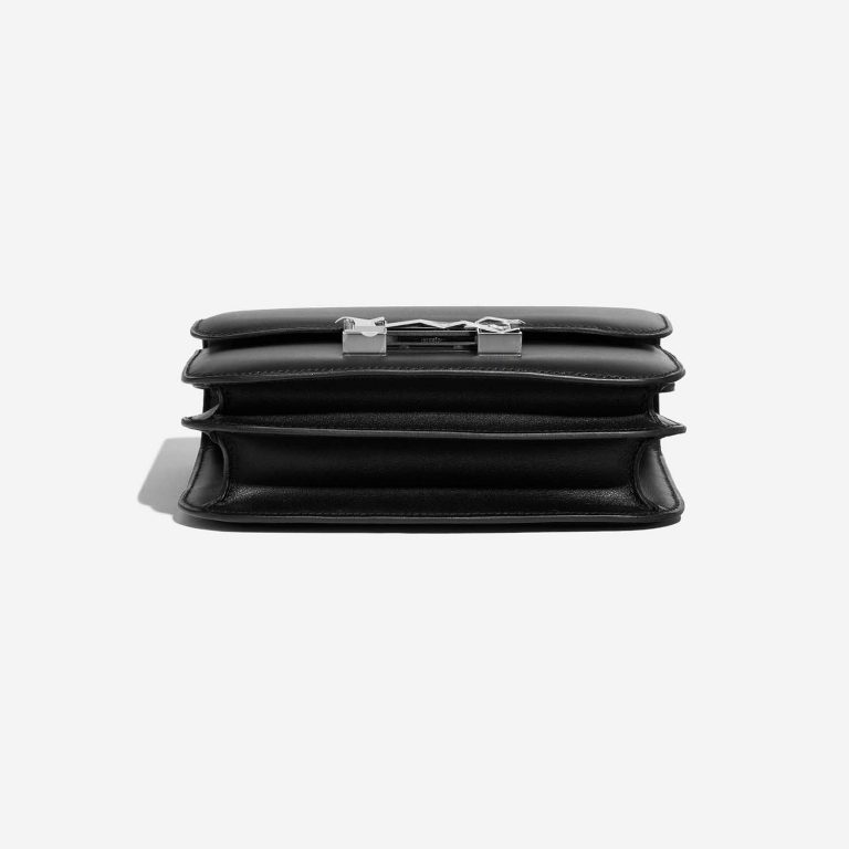 Hermès Constance 18 Black Bottom  | Sell your designer bag on Saclab.com