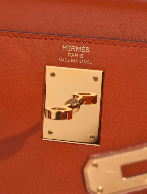 Hermès Kelly 28 TerreBattue Logo  | Sell your designer bag on Saclab.com