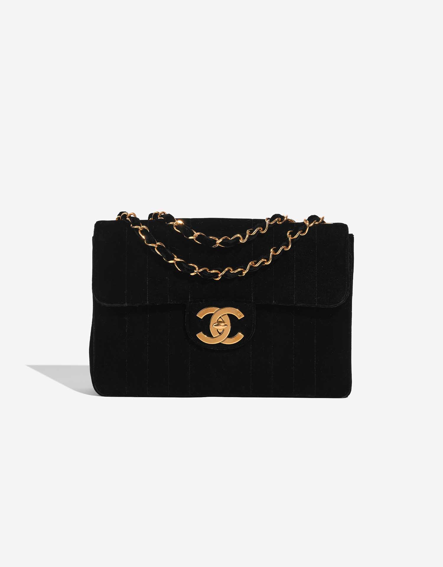 Chanel Timeless Jumbo Velvet Black | SACLÀB