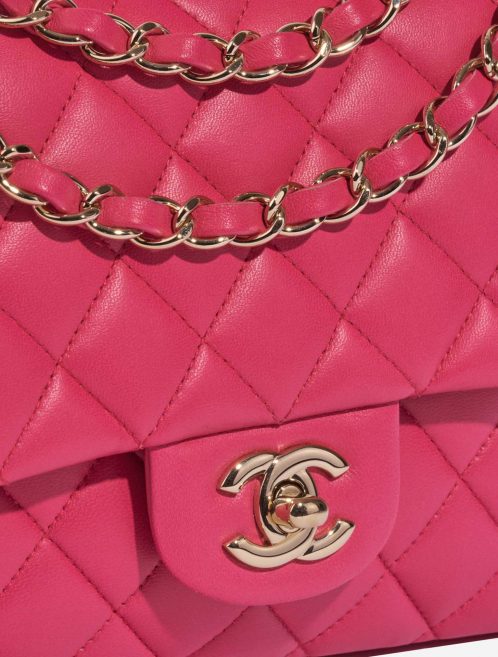 Chanel Timeless Medium Pink Closing System  | Sell your designer bag on Saclab.com