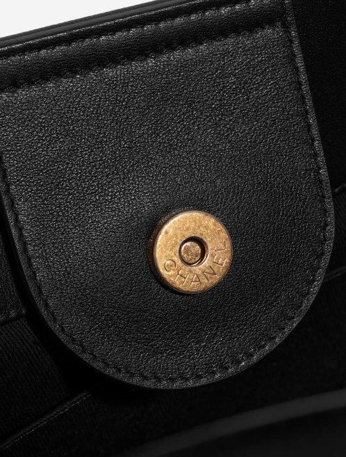 Chanel Deauville Medium Black Closing System  | Sell your designer bag on Saclab.com
