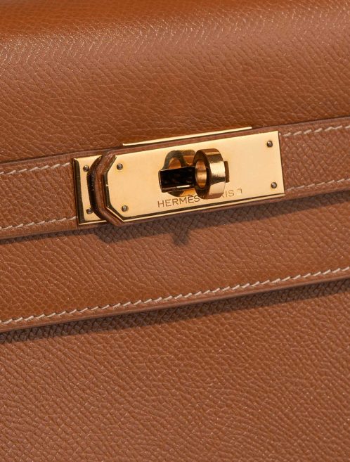 Hermès Kelly 32 Gold Closing System  | Sell your designer bag on Saclab.com