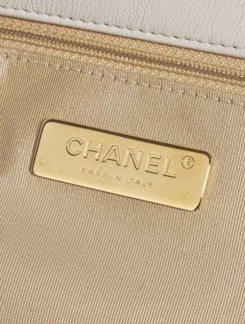 Chanel 19 FlapBag Cream Logo  | Sell your designer bag on Saclab.com