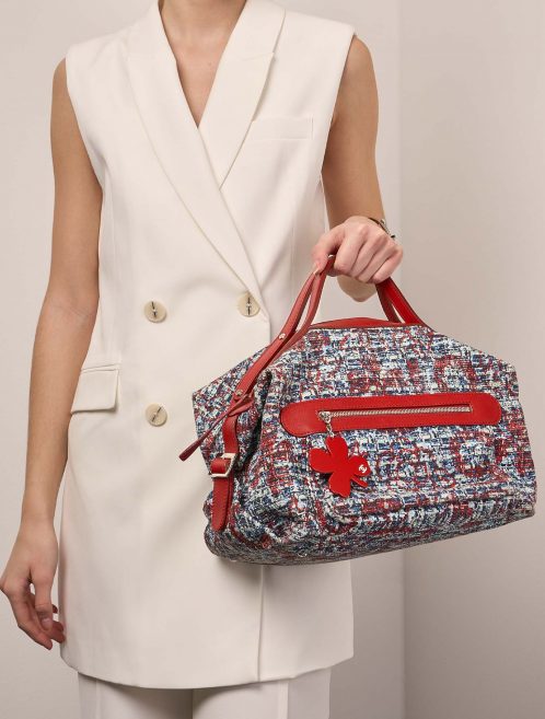 Chanel DuffleBag Mixed Sizes Worn | Sell your designer bag on Saclab.com