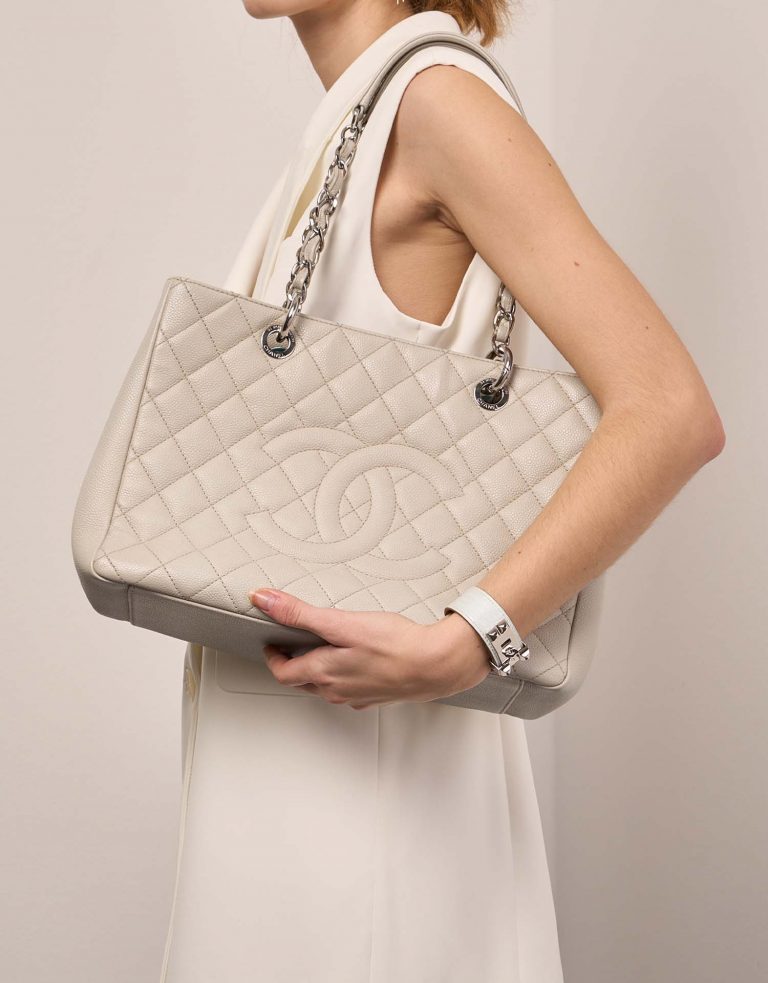 Chanel Shopping Tote GST Caviar Cream | Sell your designer bag