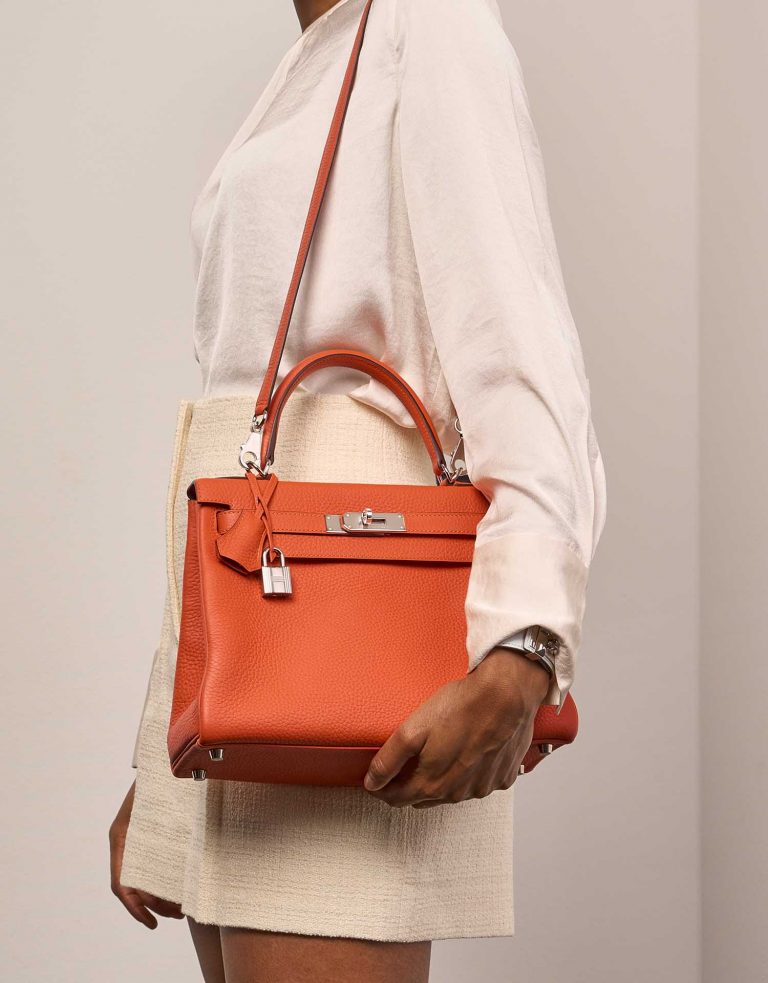 Hermès Kelly 28 Feu Front  | Sell your designer bag on Saclab.com