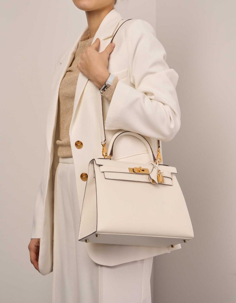 Pre-owned Hermès bag Kelly 28 Epsom Nata Beige Model | Sell your designer bag on Saclab.com